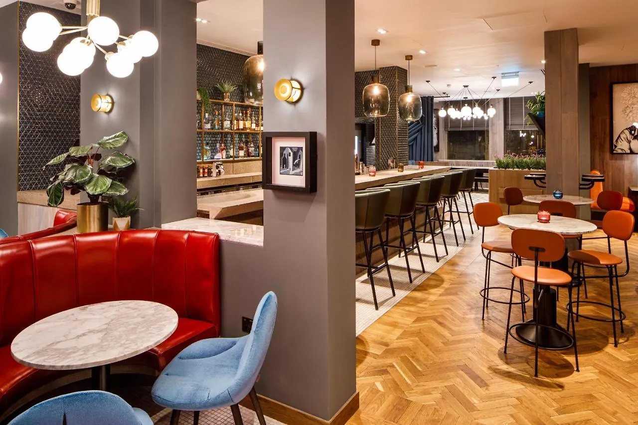 Ibis Styles Edinburgh St Andrew Square Hotel 3*,
